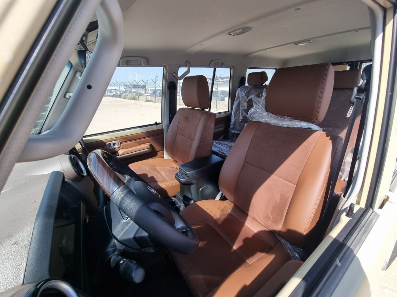 Toyota Land Cruiser 70 LX76 V6 4.0L PETROL A/T FULL OPTION 2024YM