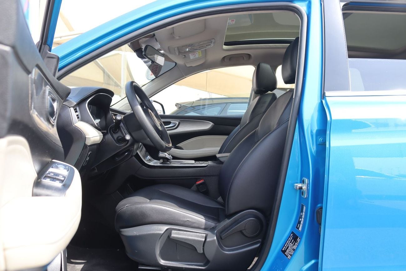 أم جي RX5 آم جى - RX5 - موديل 2023- فل أوبشن - خليجى - بدون حوادث - 1.5- بحاله ممتازه