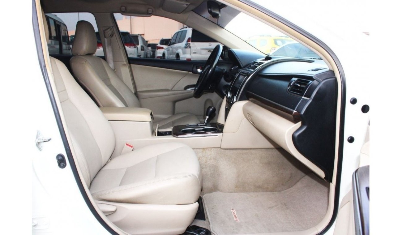 Toyota Camry SE Toyota Camry 2013 GCC, in excellent condition