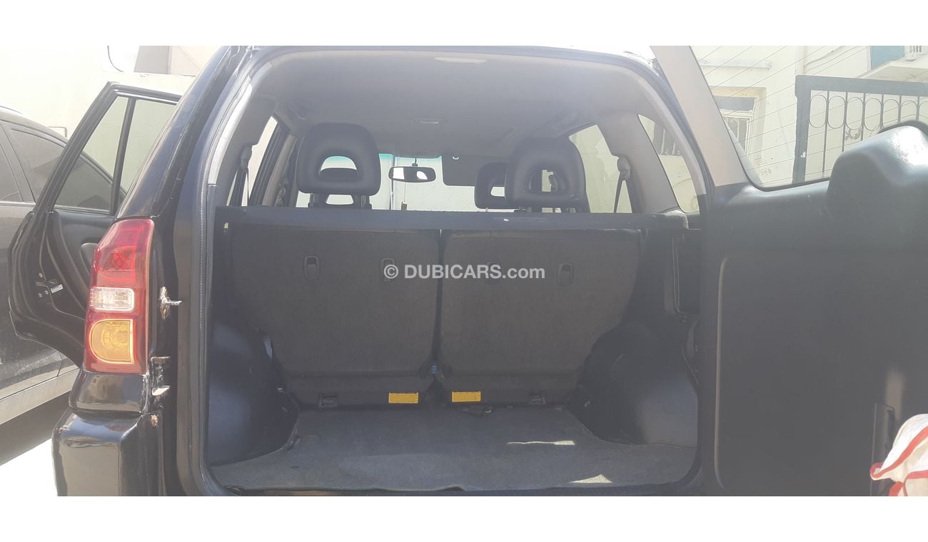 تويوتا راف ٤