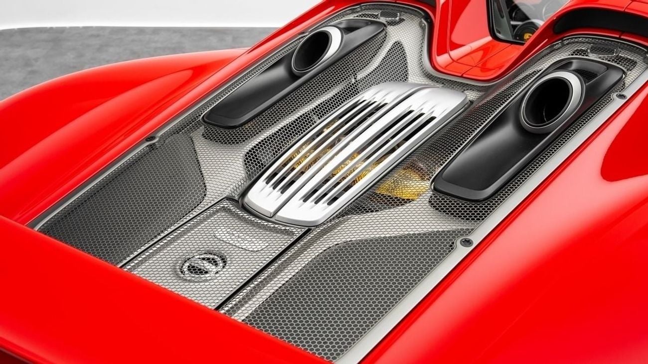 Porsche 918 Spyder - 2015 - Euro Specs