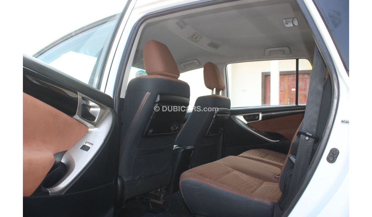 Toyota Innova SE Toyota Innova 2019 in excellent condition without accidents