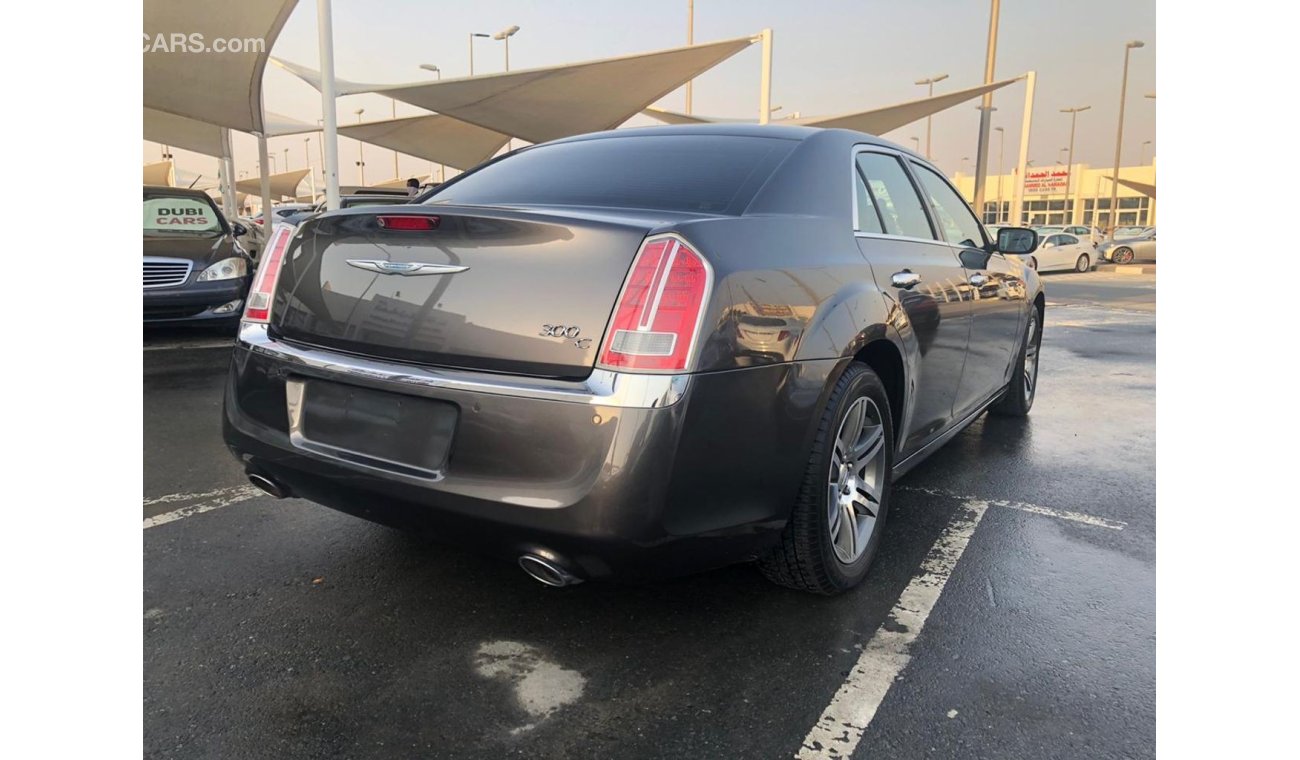 Chrysler 300C Model 2014 GCC car prefect condition  no need any maintenance no paint low mileage full option panor