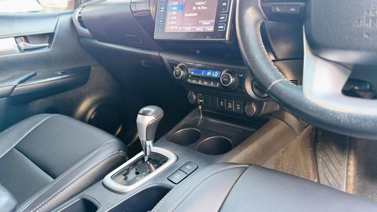 Toyota Hilux 2018 | DOUBLE CABIN | RHD | 2.8L DIESEL ENGINE | AUTOMATIC TRANSMISSION | RHINO ROOF RACK | NUDGE BA