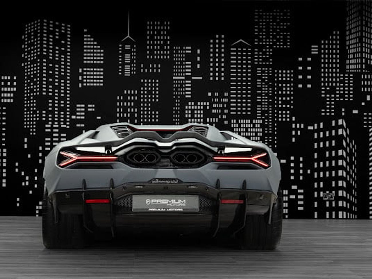 لامبورغيني ريفويلتو 6.5L V12 Hybrid