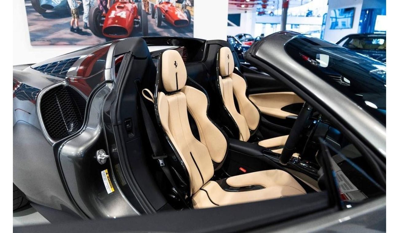 فيراري 296 GTS 3.0T V6 Spider F1 RIGHT HAND DRIVE