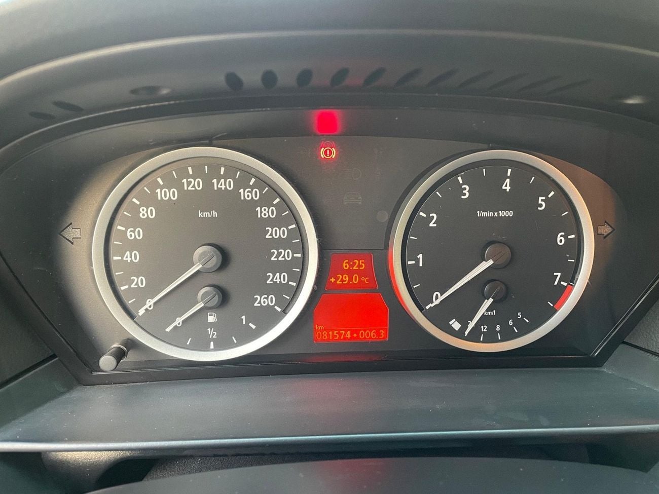 بي أم دبليو 525i STD