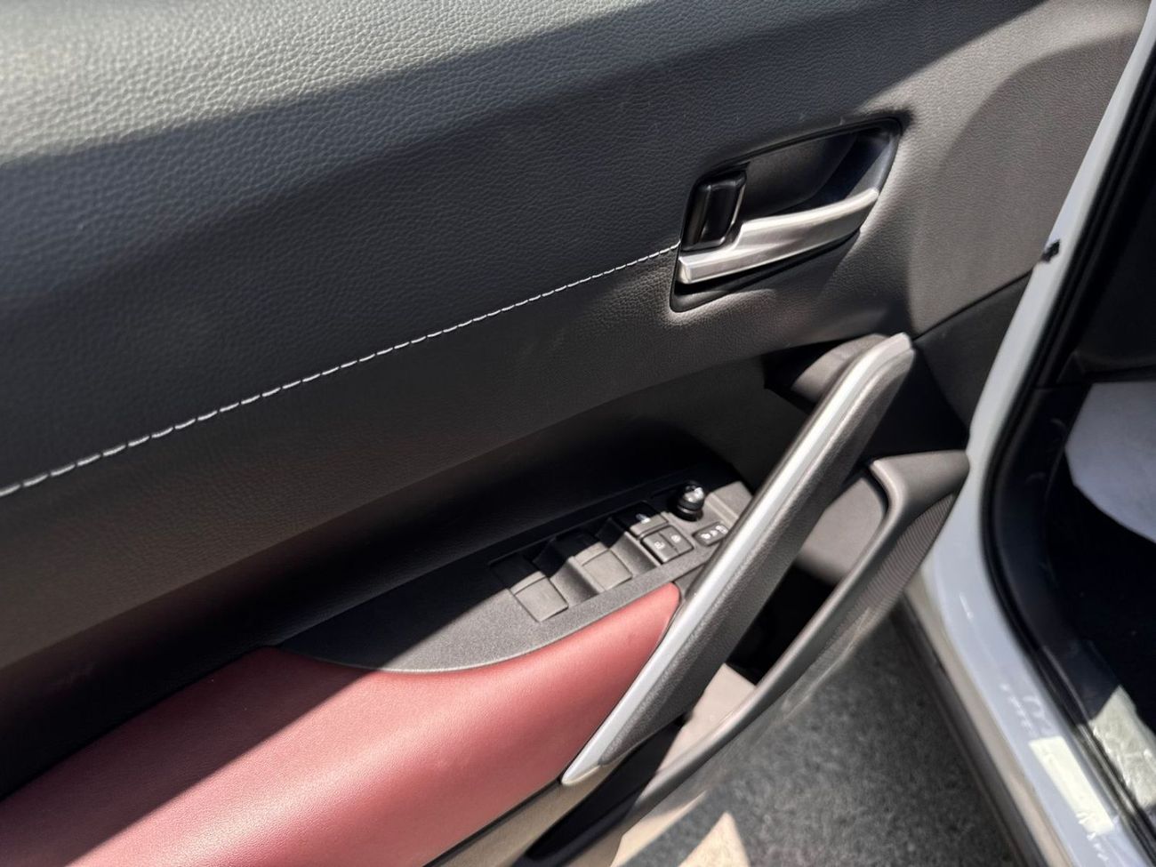 Toyota Corolla Cross 1.8L GLI (HEV)