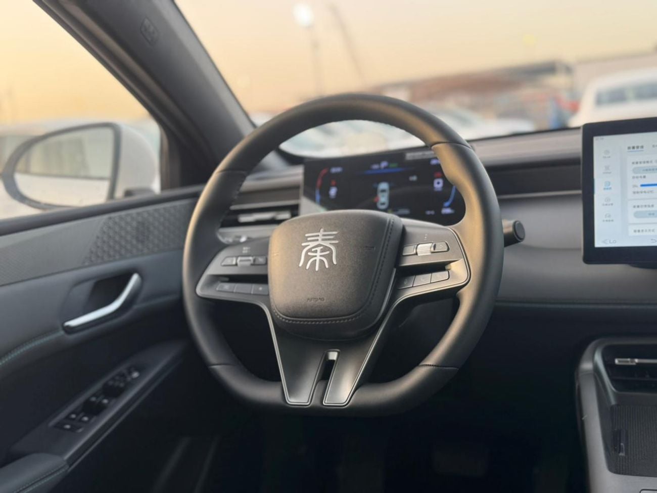 بي واي دي Qin L STD