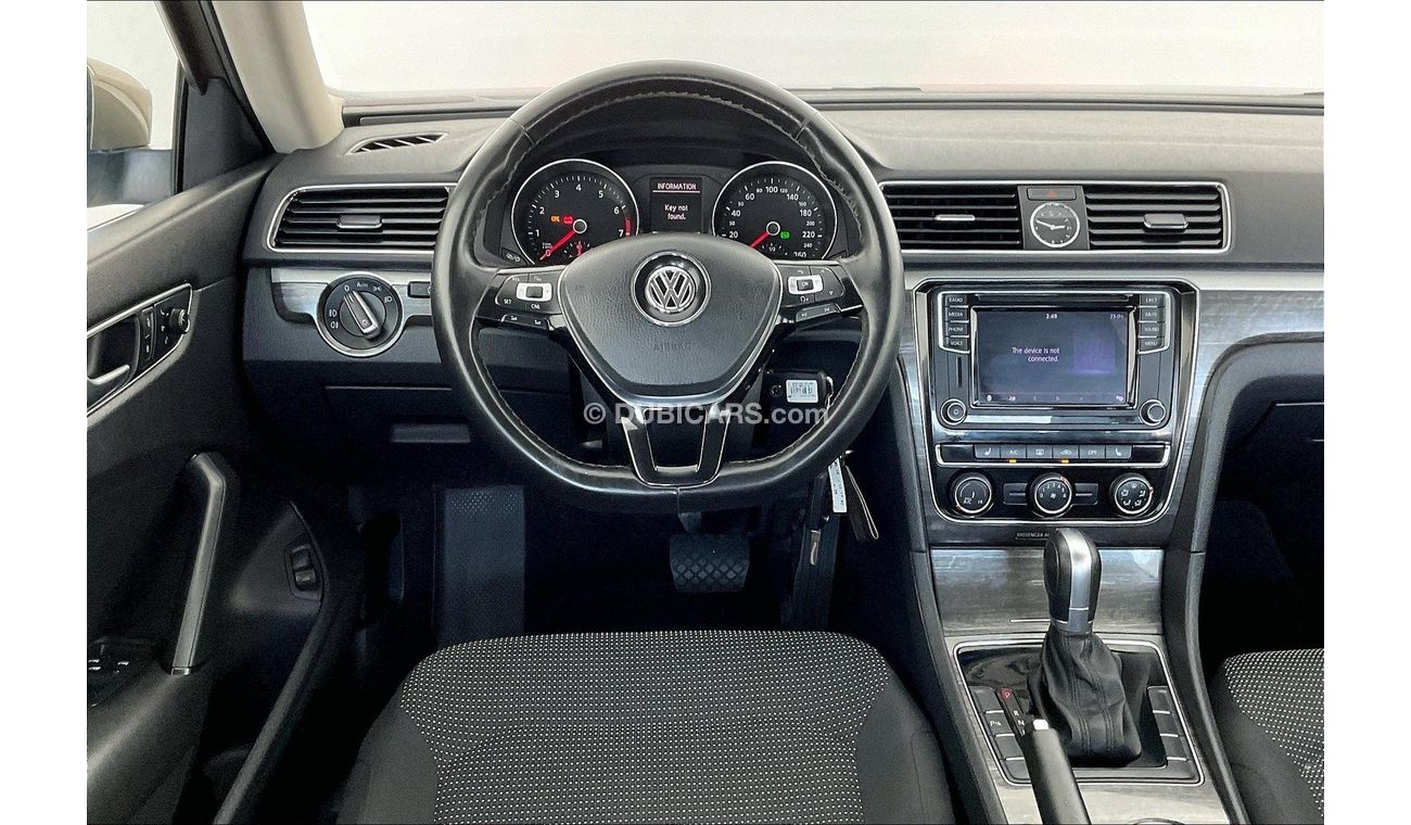 Volkswagen Passat SE