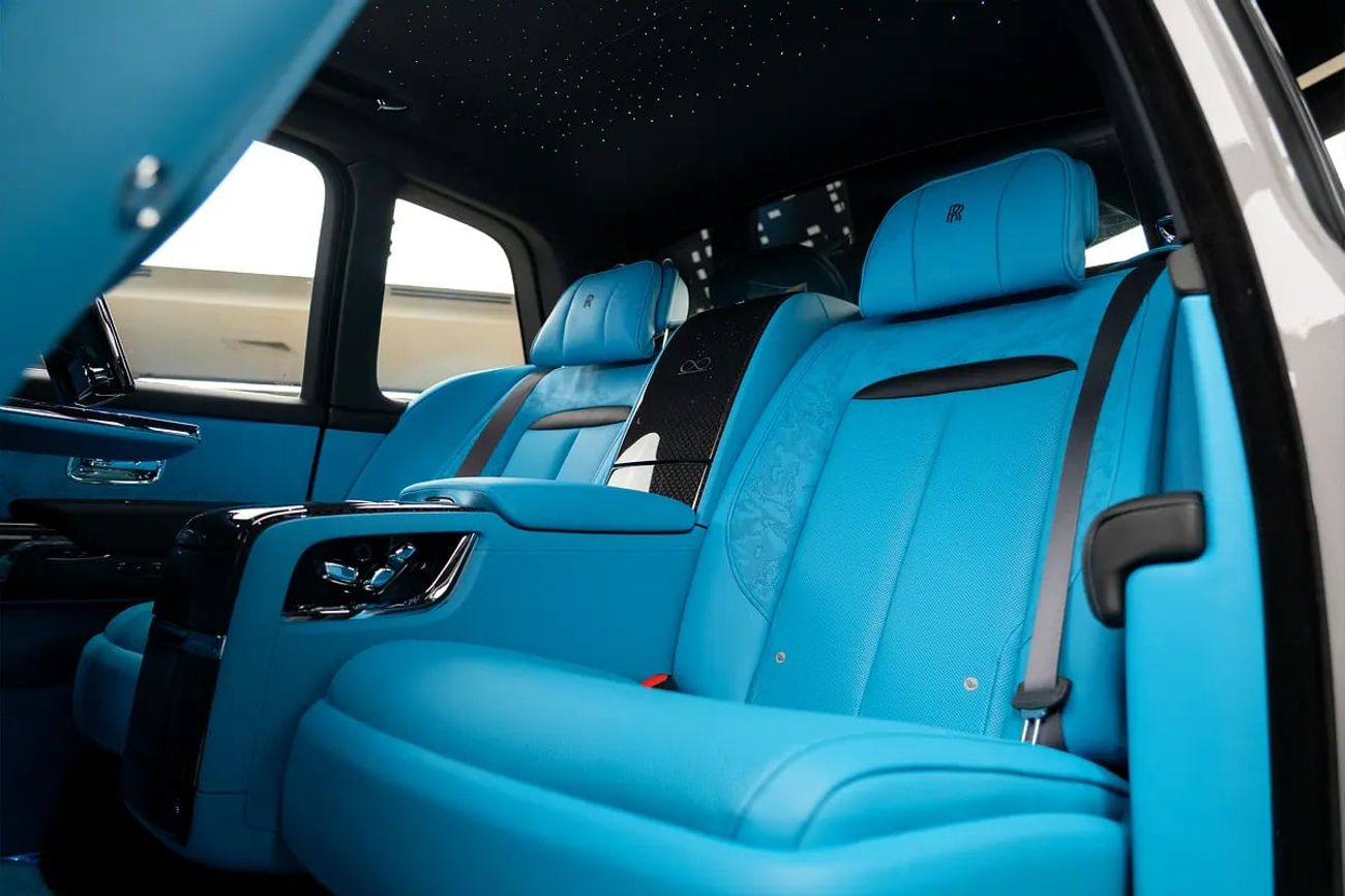 Rolls-Royce Cullinan ROLLS ROYCE | CULLINAN BLACK BADGE | GCC SPECS DEALER WARRANTY + SERVICE CONTRACT