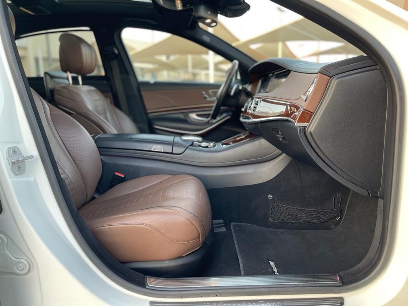 مرسيدس بنز S 500 AMG