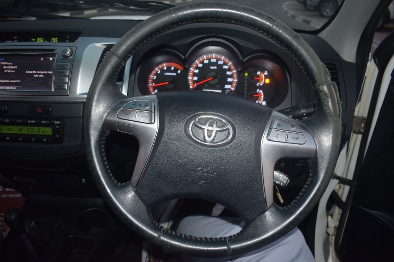 تويوتا هيلوكس 2014 TOYOTA HILUX SR5 D4D