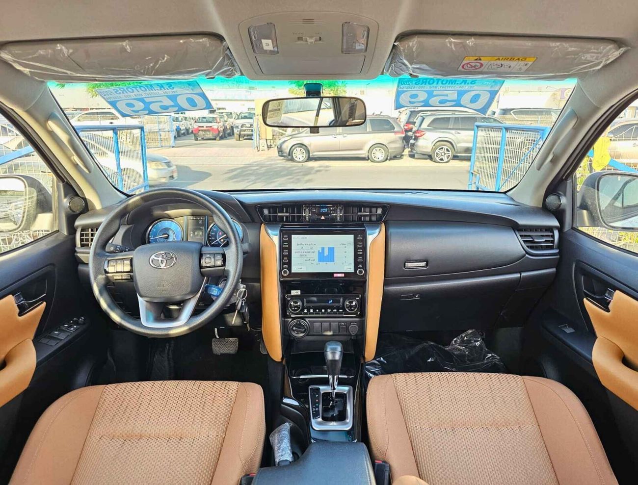 Toyota Fortuner SR5 / 2.7L V4 PETROL / ALLOY RIMS / AUTO FOLDING SIDE MIRROR / 4WD /  (CODE # FP27F)