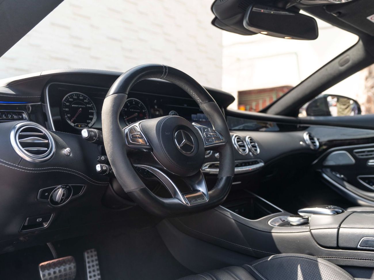 Mercedes-Benz S 63 AMG Std 5.5L