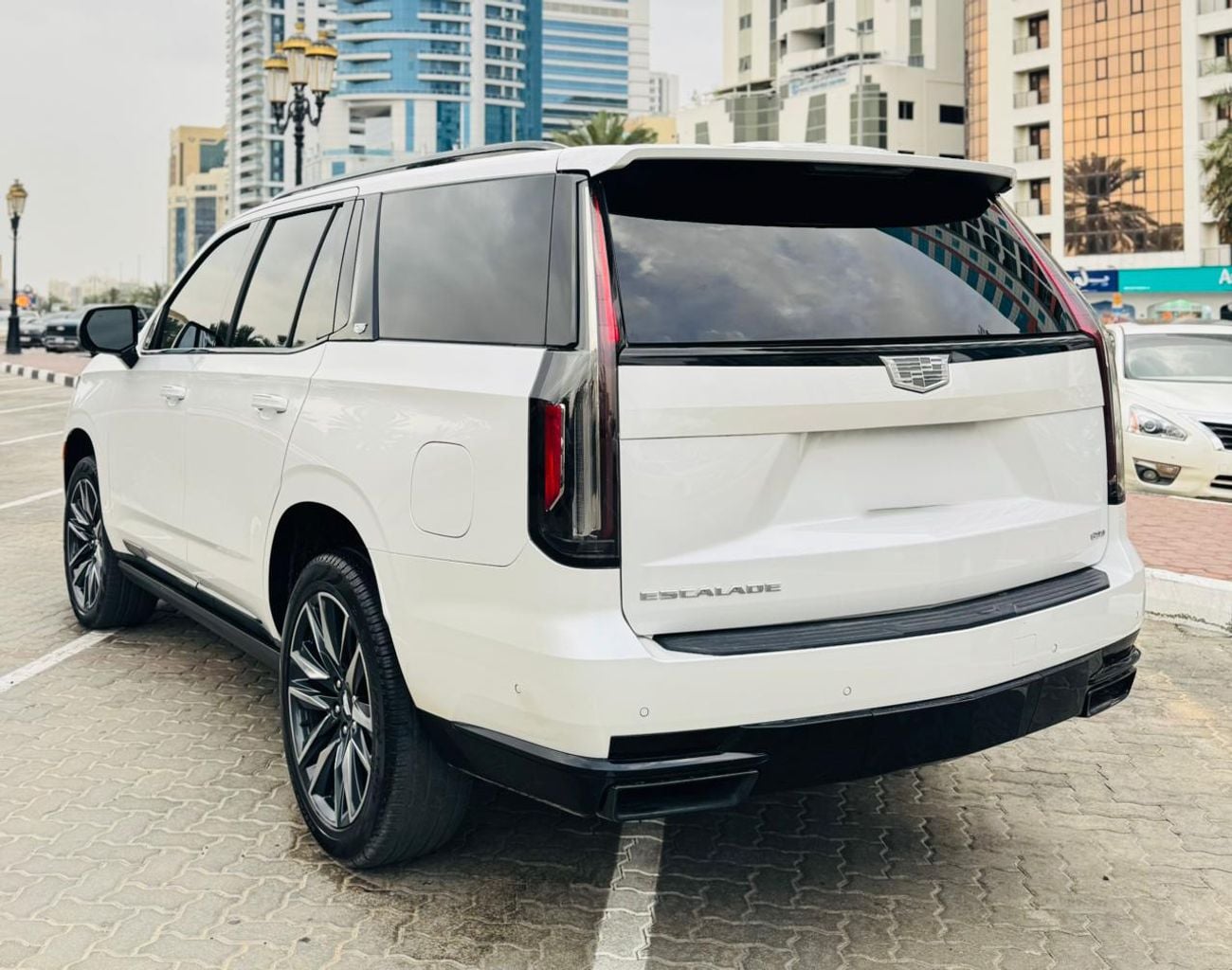 Cadillac Escalade SPORT