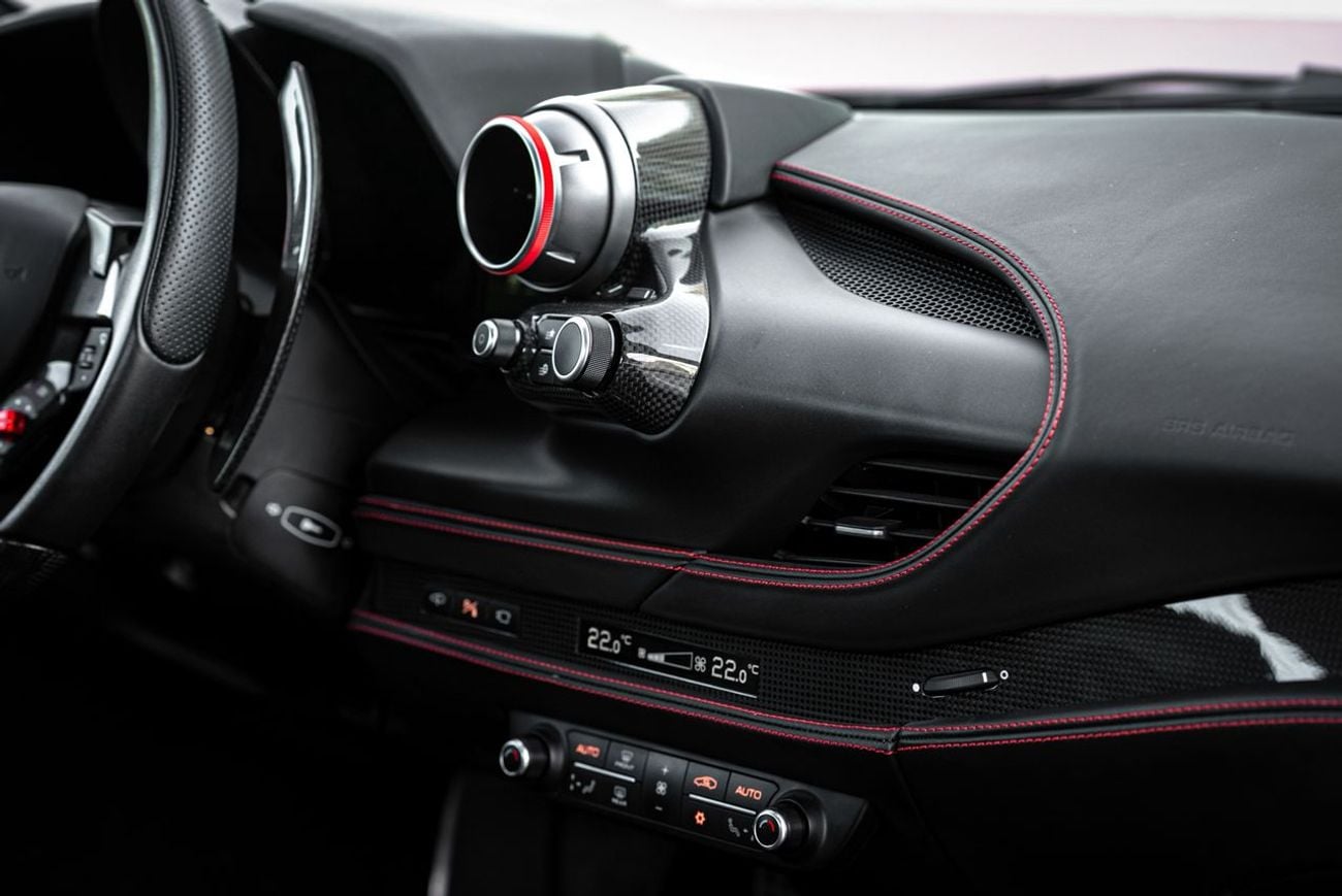 فيراري ف ٨ سبيدر Service History