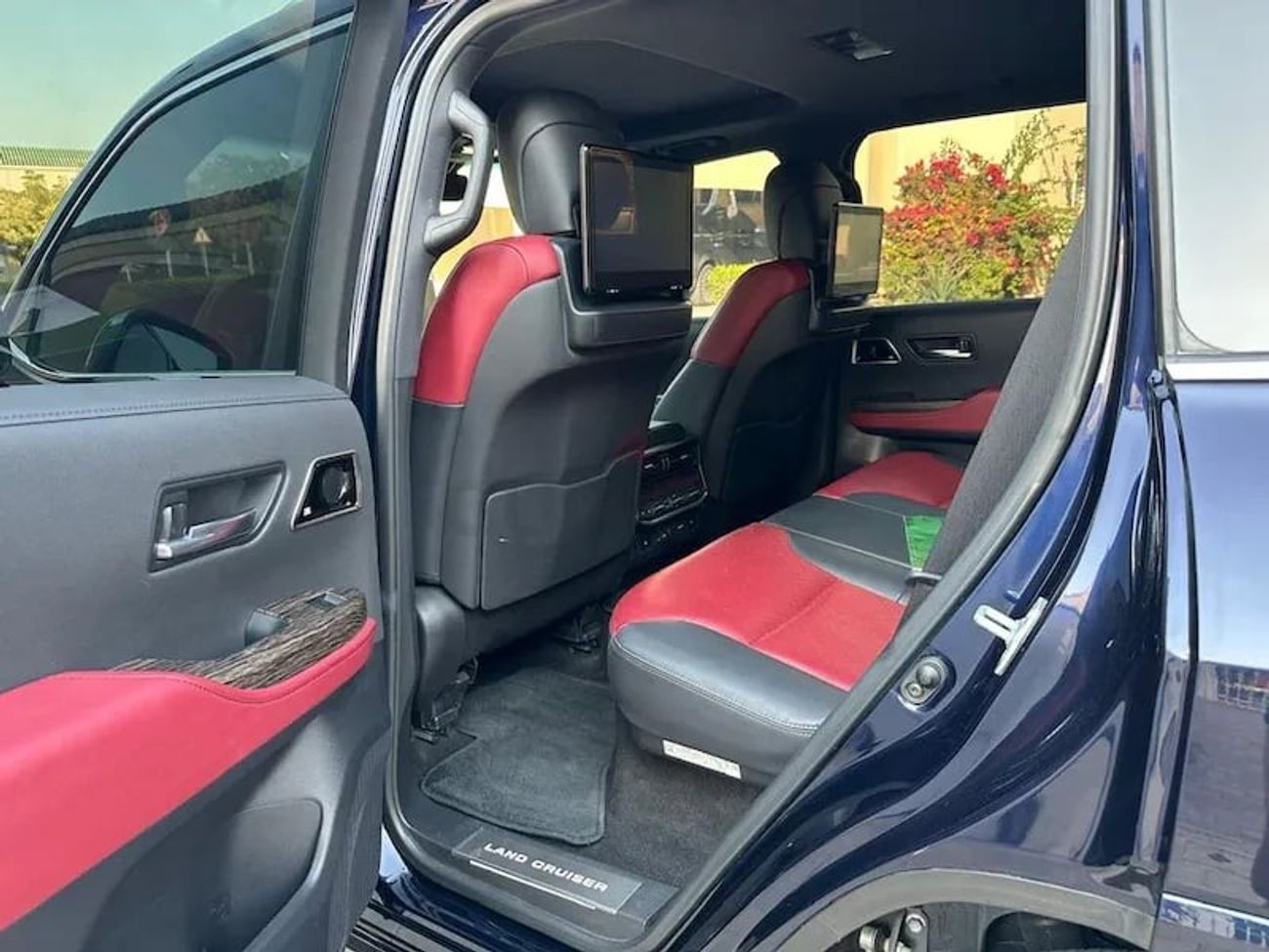 تويوتا لاند كروزر VXR 3.5L