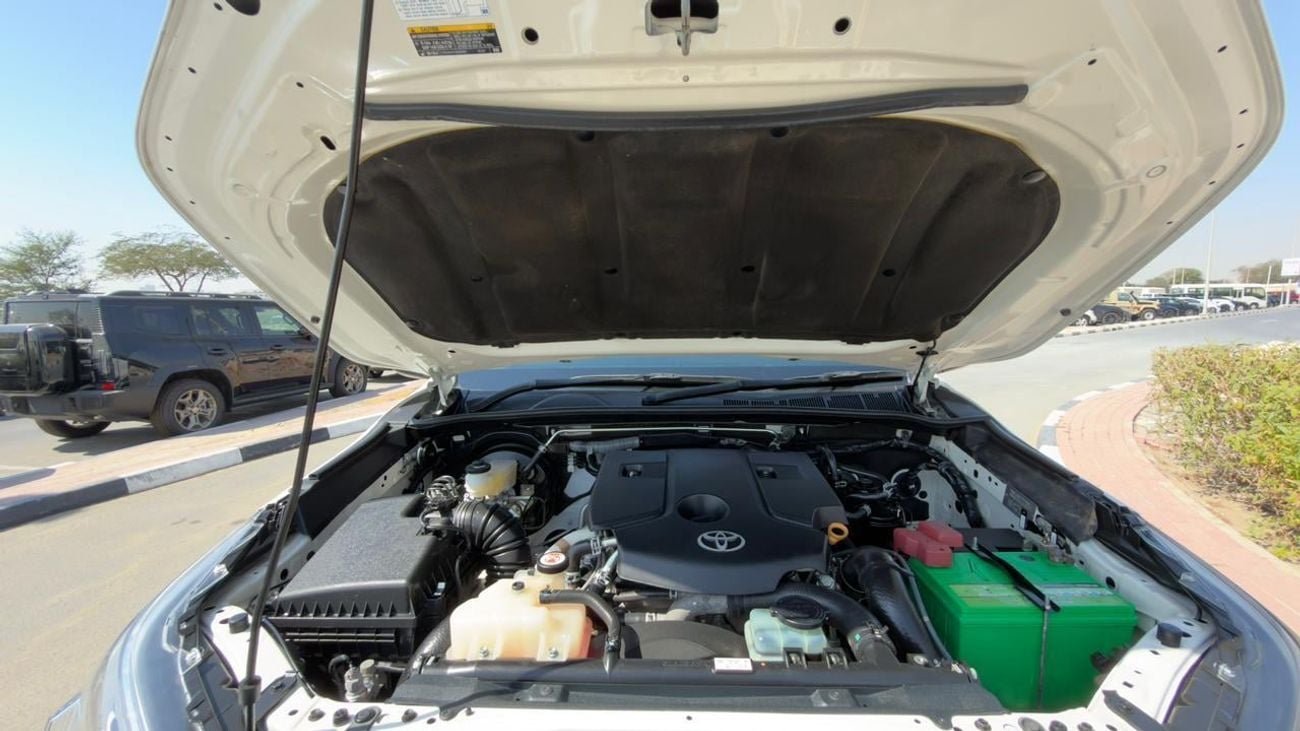 Toyota Hilux GR Kitt install