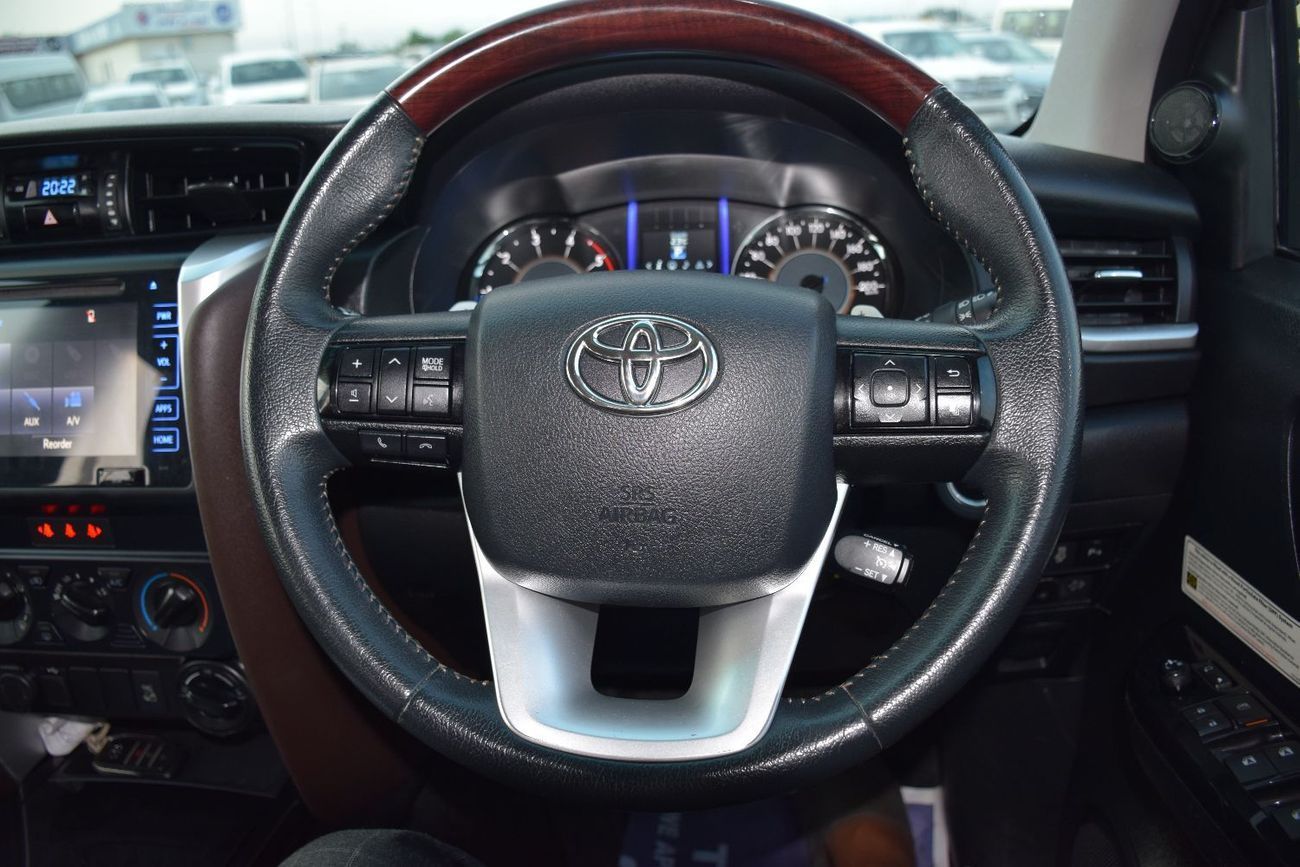 Toyota Fortuner VX2 4X4 Diesel 2.8L (Right Hand)