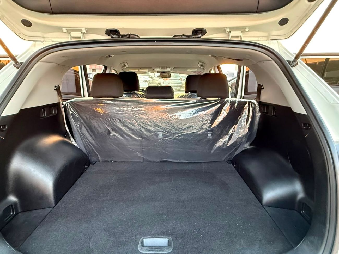 Kia Sportage LX original alloy wheels, lightly