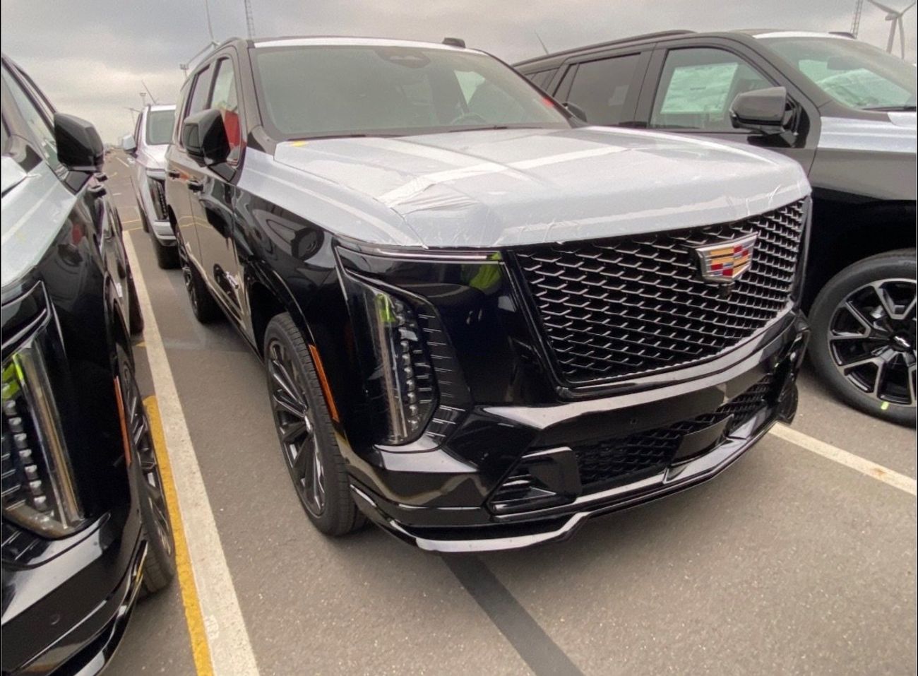 Cadillac Escalade V SERIES EXECUTIVE SEATS