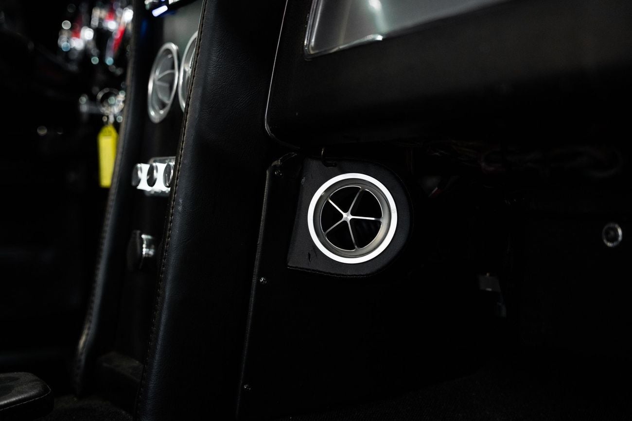 شيفروليه كورفت LS3, SRIII Tubular Chassis, Baer 6P Brakes, Pro Touring Restomod