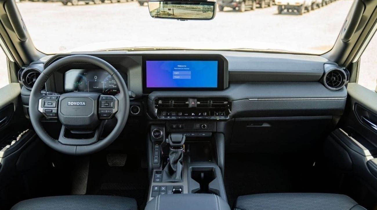 تويوتا برادو TOYOTA PRADO 250 2.4P AT FIRST EDITION MY2025 – WHITE