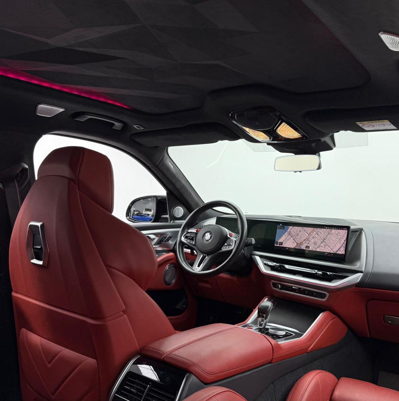 BMW XM 2023 BMW XM ,BMW Warranty + Service Contract 12/2028 ,Full BMW Service History ,GCC