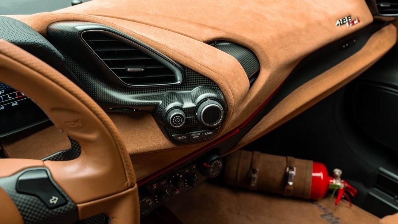 فيراري 488 بيستا - 2019 - GCC Specs - Under Warranty