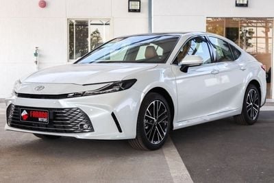 Toyota Camry 2025 CAMRY GLE 2.5 PANORAMA - GCC MADE IN JAPAN **التصدير فقط خارج الخليج**EXPORT ONLY**