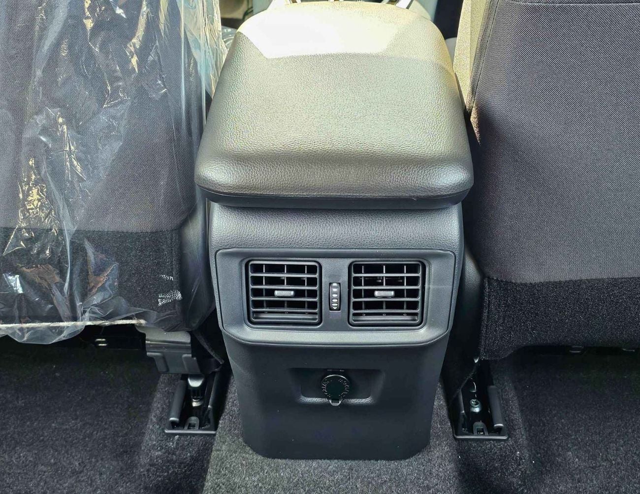 تويوتا راف ٤ CVT CITY VERSION / BASIC / 2.0L PETROL V4 / CHINESE SPECE (CODE#RVPB)