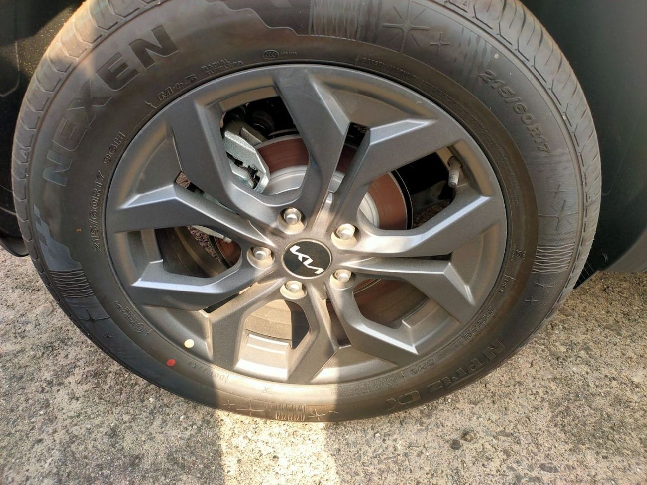 Kia Seltos KIA Seltos 1.5L 2WD CVT Petrol Luxury-2024/Comfort