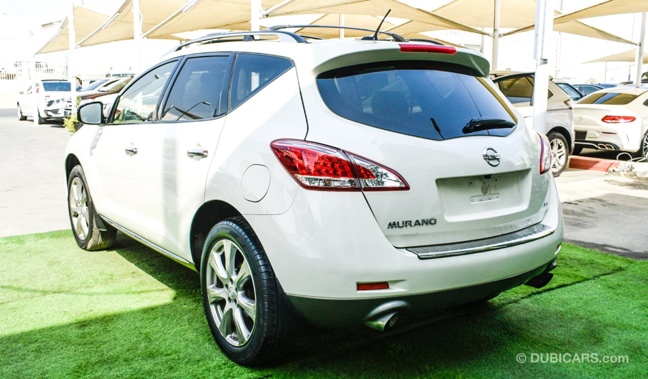 Nissan Murano American import white color inside beige fingerprint, panorama, leather screen, camera, sensors, whe