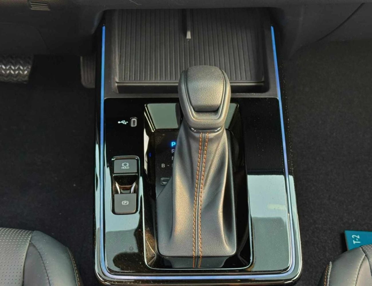 تويوتا كورولا HYBRID ELITE || 1.8L V4 / NEW SHAPE / ROOF MOUNTED CAMERA / READY UNITS (CODE # ELIF)
