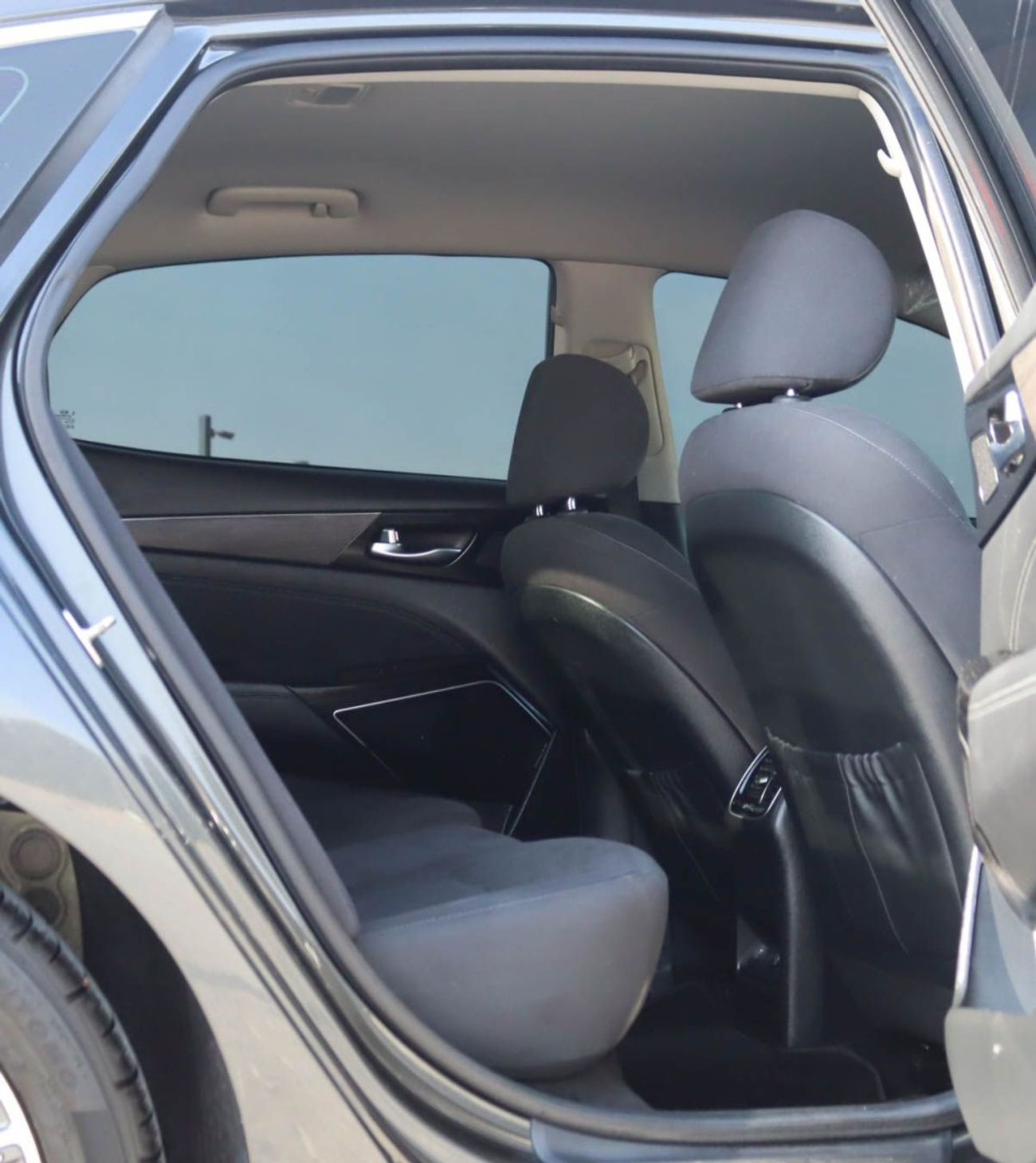 Kia Cadenza GDi Mid 3.3L KIA CADENZA  2021 GCC V6, original paint accident-free, in excellent condition 1076 P.M