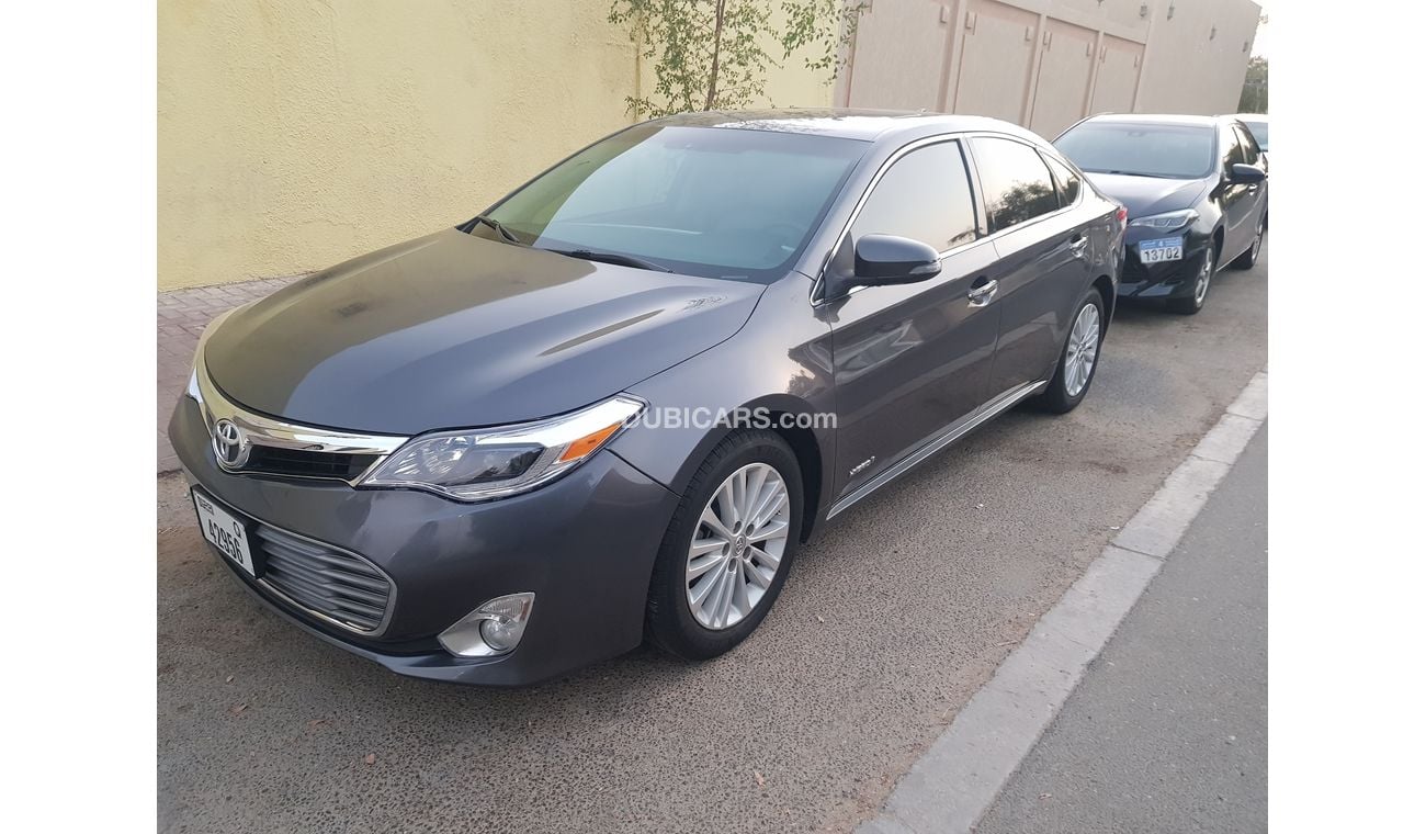 Used Toyota Avalon Hybrid limited 2015 for sale in Dubai 639865
