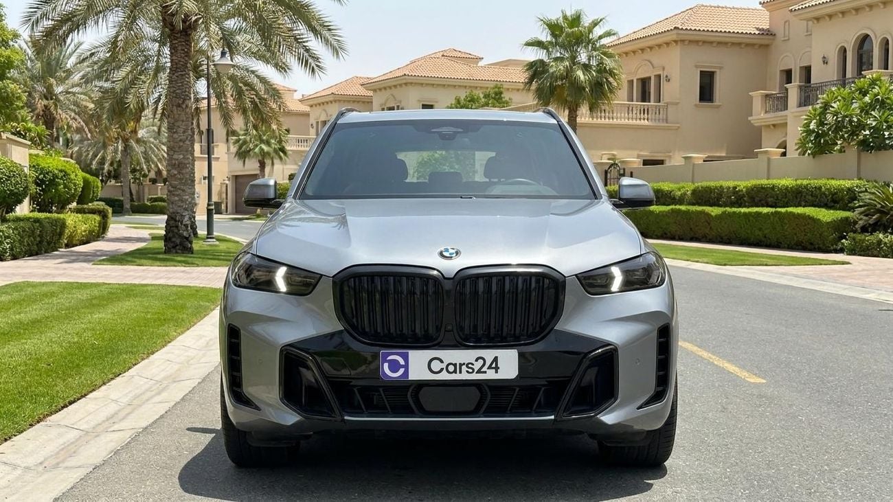 بي أم دبليو X5 XDRIVE40i M SPORT كارس24 هي سوق ضخم للسيارات المستعملة موثوق ومضمون ٪كارس24 هي سوق ضخم للسيارات المستعملة موثوق ومضمون