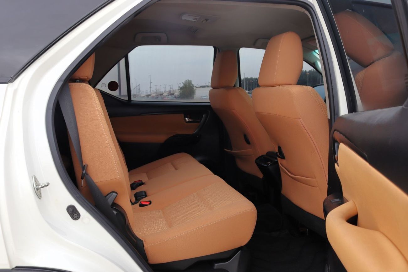 Toyota Fortuner EXR 2.7L (164 HP)