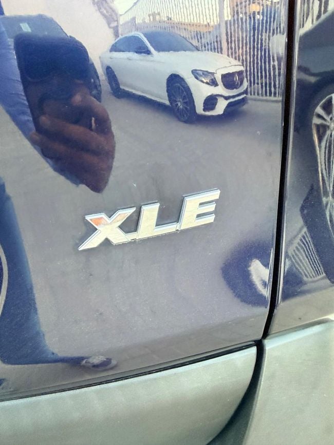 Toyota RAV4 XLE, миниатюра 30