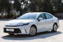 تويوتا كامري LE HEV LHD 2.5L HYBRID LE-G FWD AT 2025MY