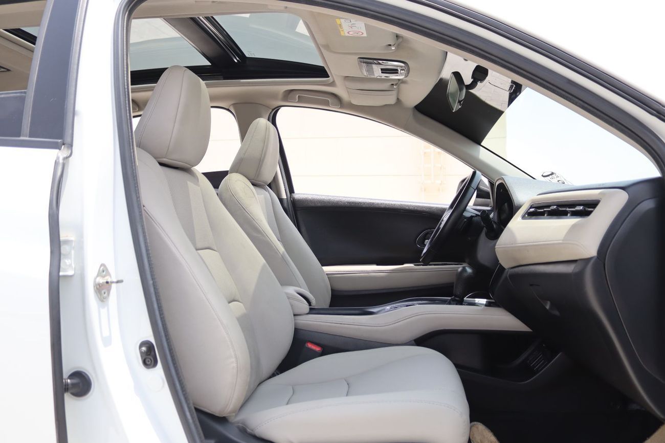 هوندا HRV سياره HRV خليجى بحاله ممتازه موديل 2021 ممشى 88000 كيلو متر وبمحرك 1800 سى سى