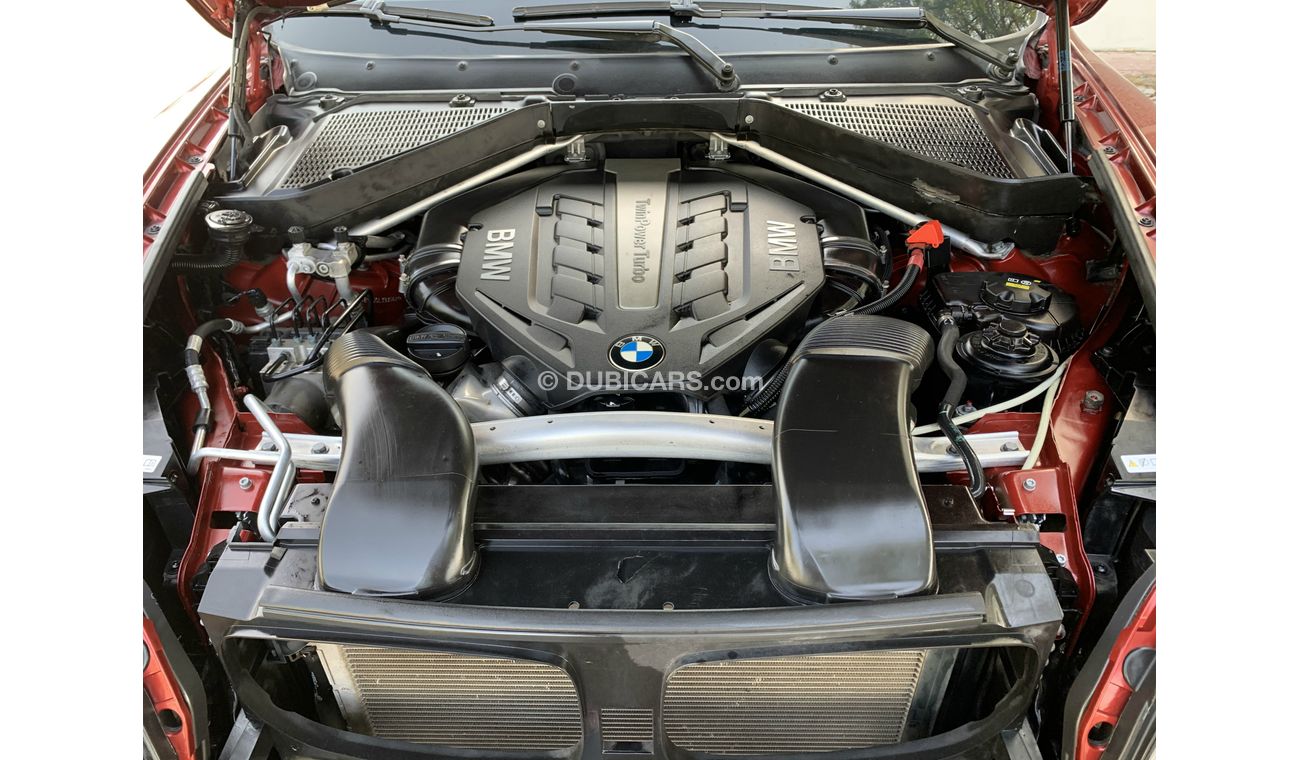 BMW X5 V8 - 2012 - EXCELLENT CONDITION - FULL OPTION