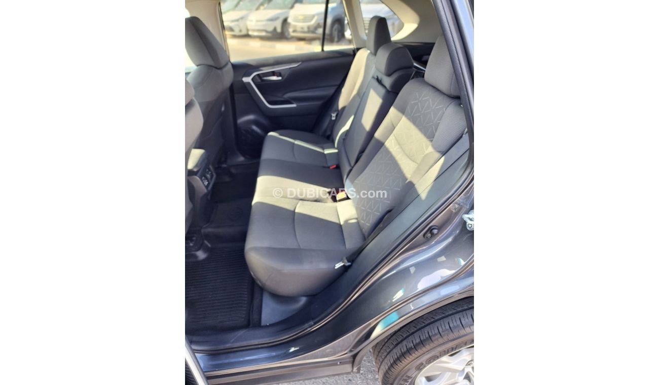 Toyota RAV4 TOYOTA RAV4 XLE FULL OPTIONS 2021 MODEL