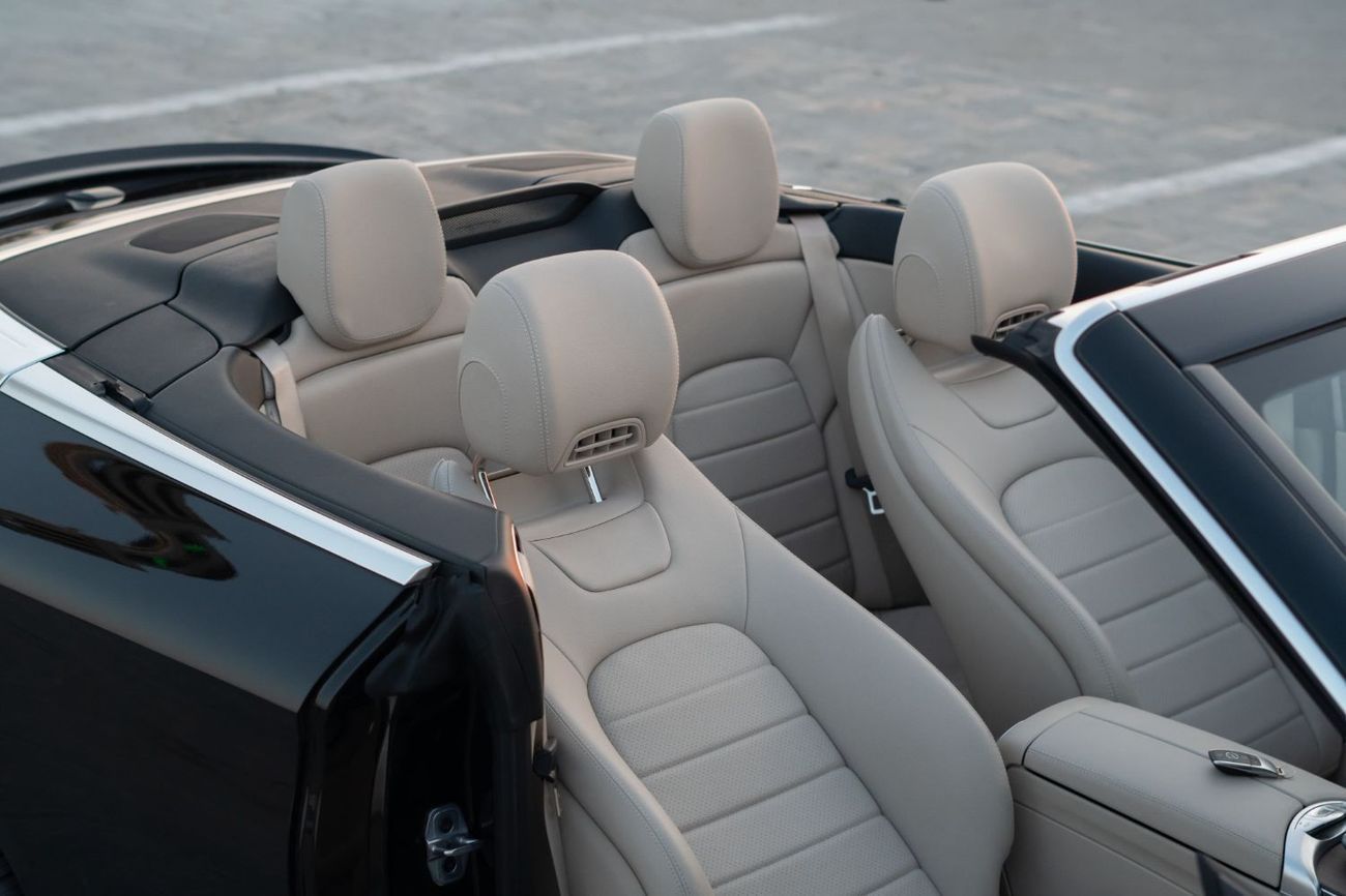 مرسيدس بنز C 300 كوبيه SPORT 2.0L COUPE