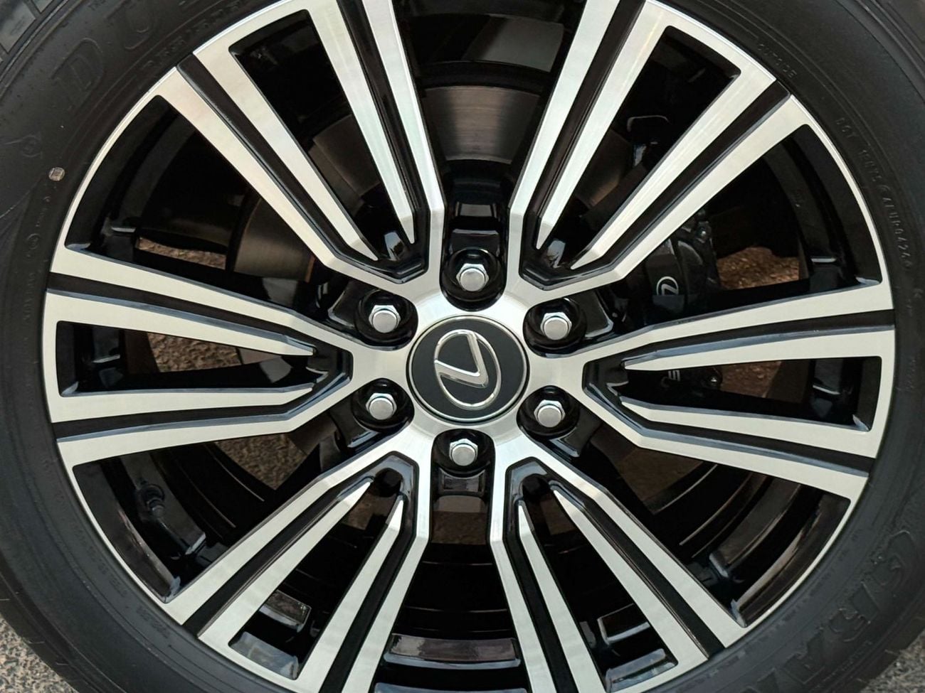 Lexus LX700h SIGNATURE