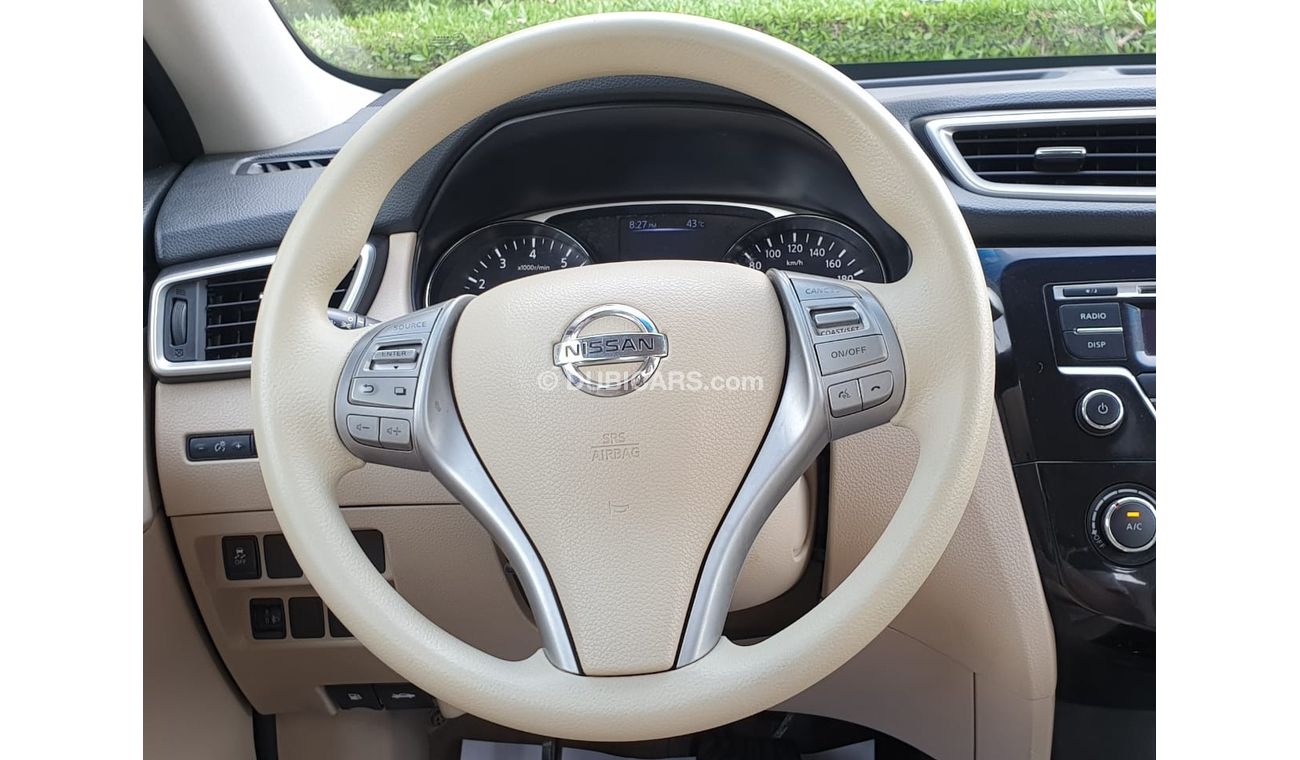 Nissan XTrail Nissan X-Trail GCC 2015 // 4X4 // Perfect condition // Accident Free