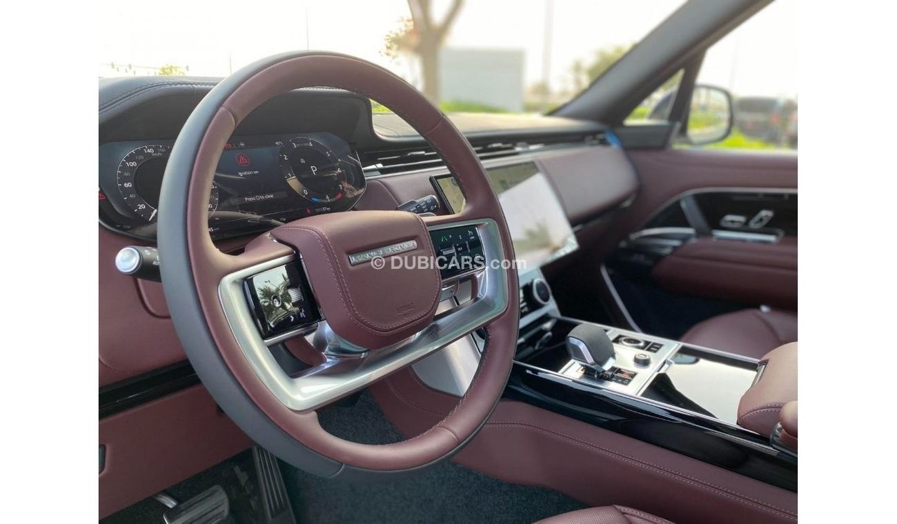 Land Rover Range Rover BRAND NEW GCC SPEC UNDER WARRANTY AND SERVICE