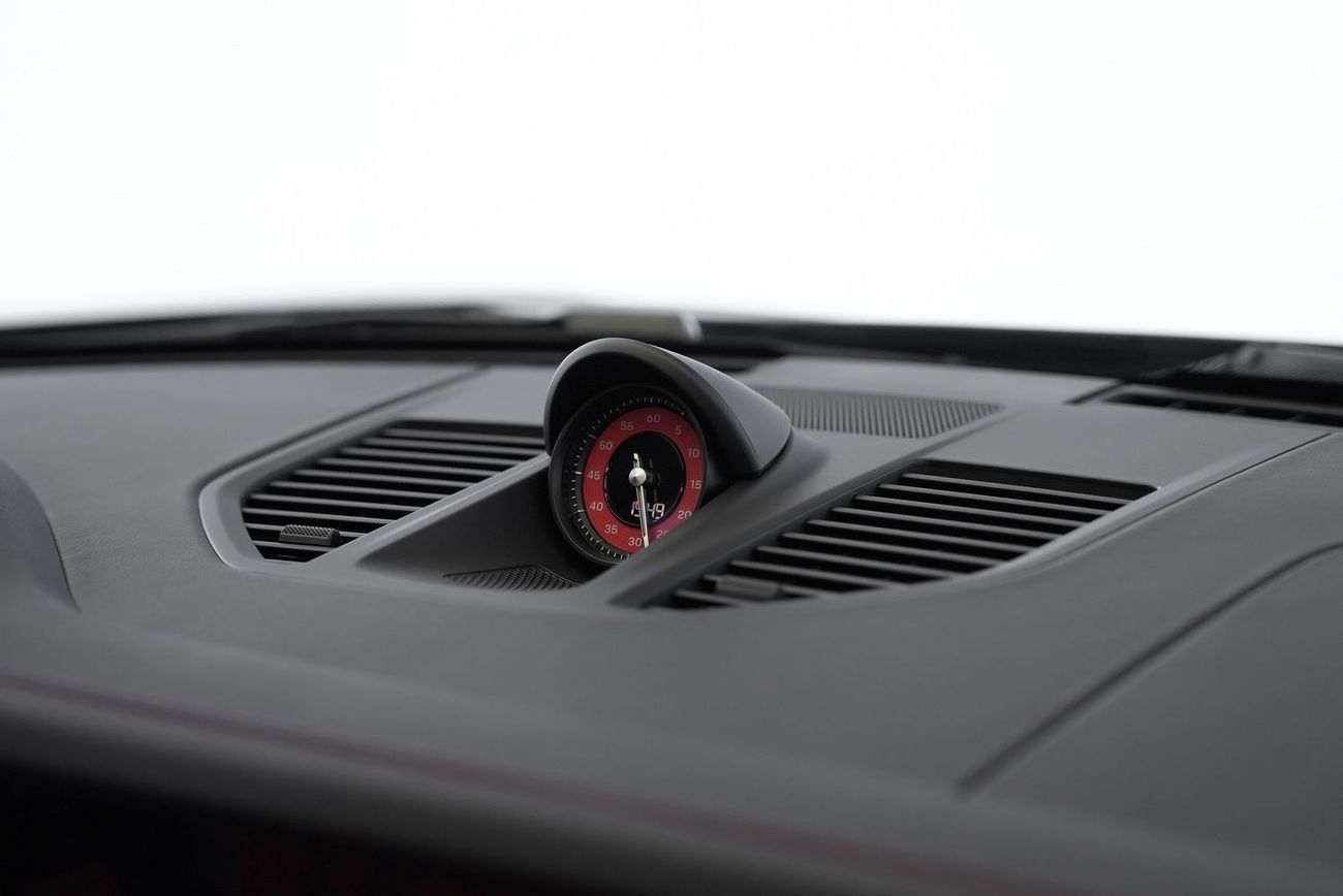 Porsche 911 Carrera 3.0L (444 HP) Convertible