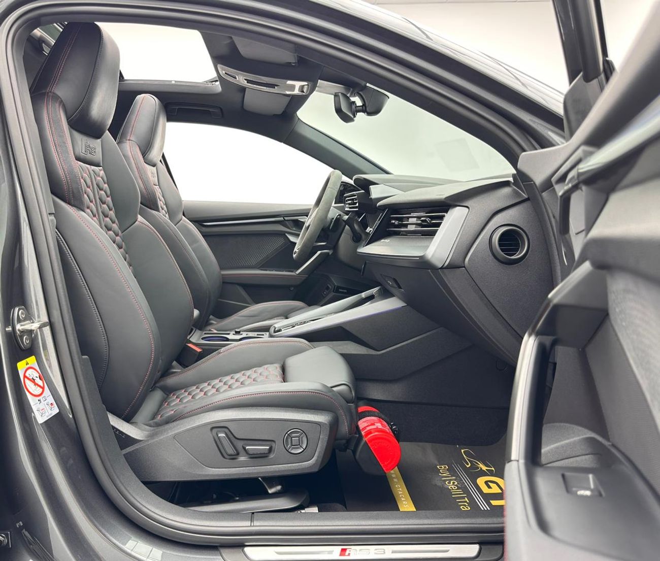 أودي RS3 2025 Audi RS3 Quattro, FEB 2030 Audi Warranty + Service Contract, Full Audi Service History, GCC